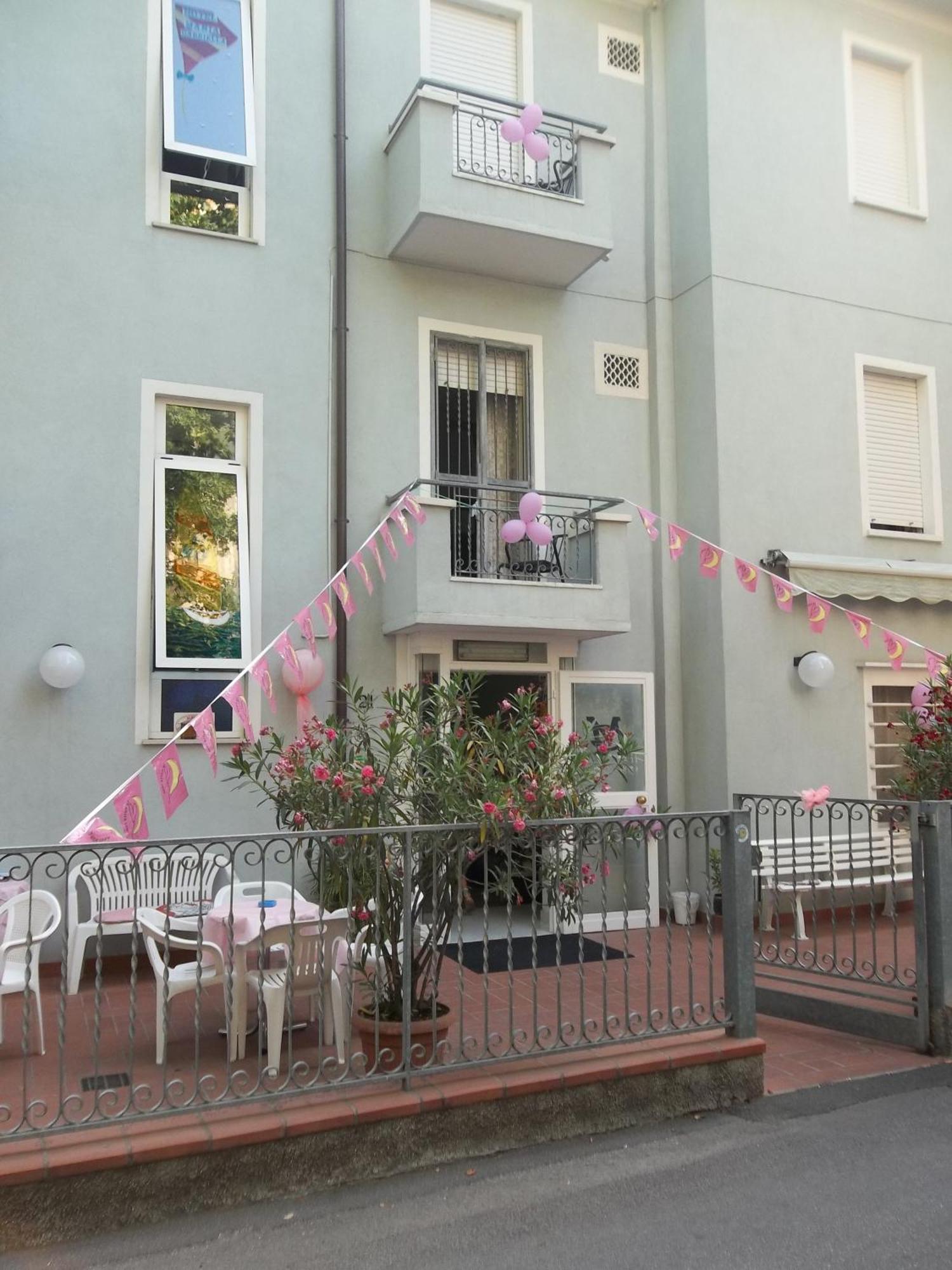 Albergo Maria Gabriella Rimini Kültér fotó