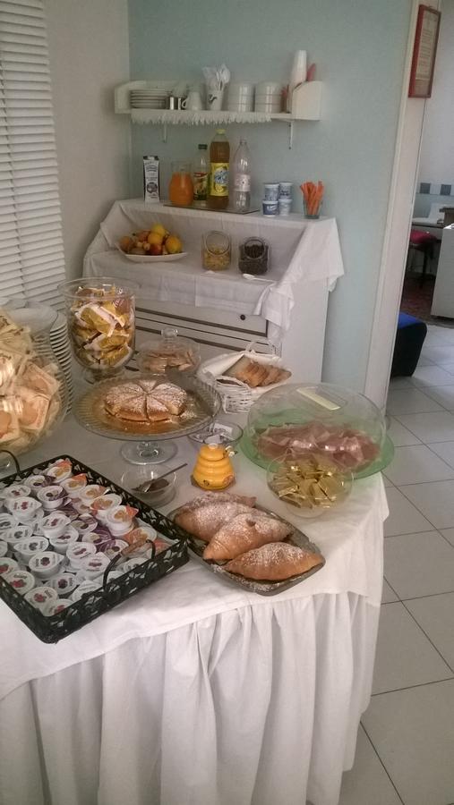 Albergo Maria Gabriella Rimini Kültér fotó