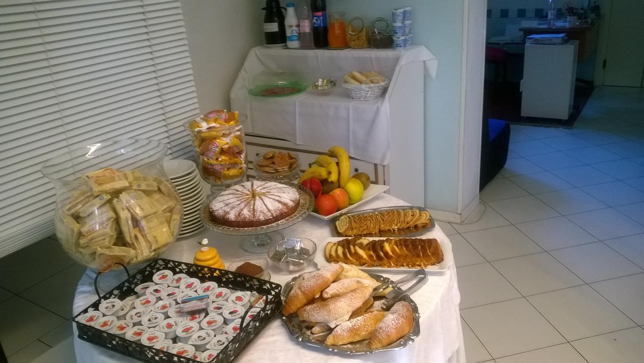 Albergo Maria Gabriella Rimini Kültér fotó